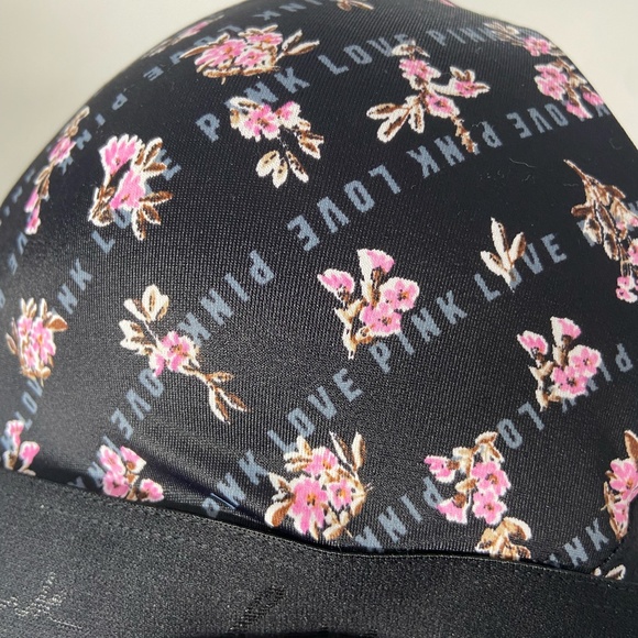 PINK Victoria's Secret Bra - Picture 5 of 5